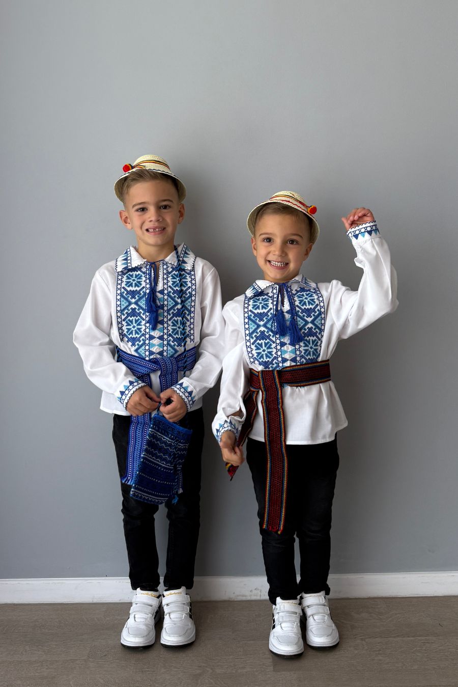 🇷🇴✨ Seturi și Costume Populare pentru Băieți – Pregătește-l pentru 1 Decembrie și Serbările de la Școală!