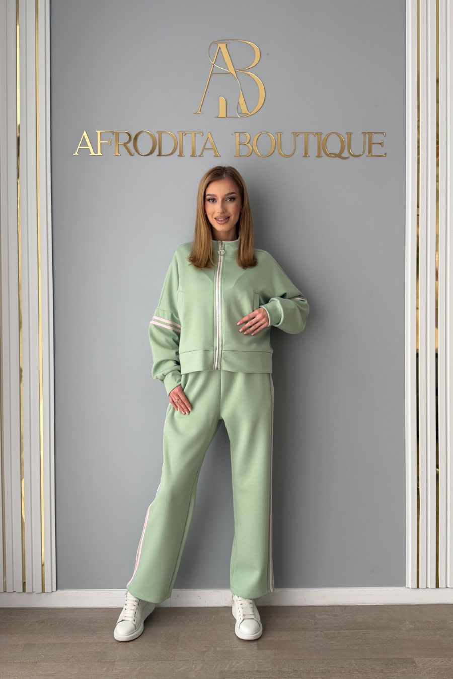 Set Aryana