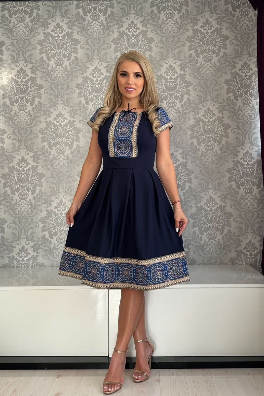Rochie Tina aripioara brau albastru bleumarin