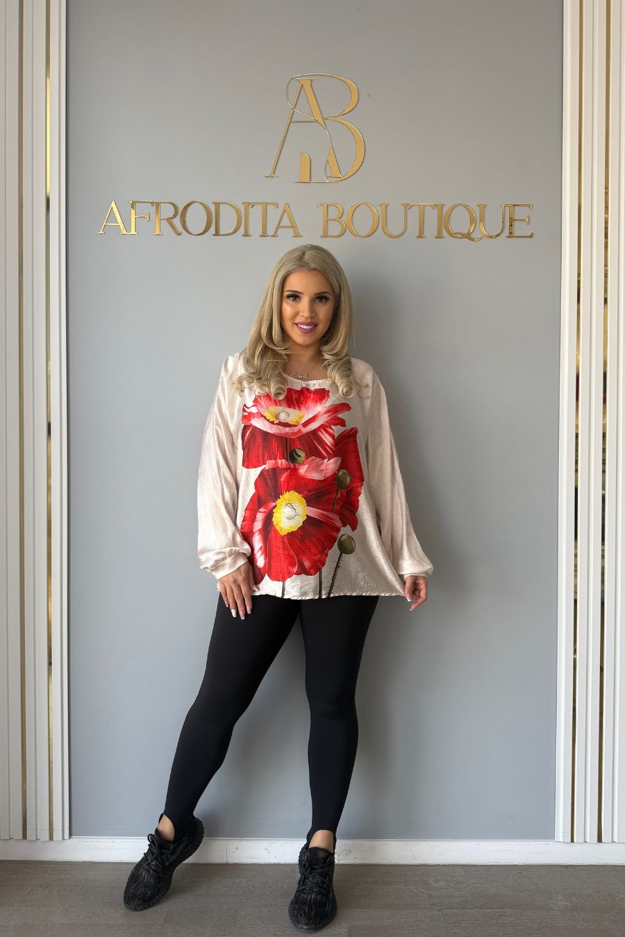 Bluza Noelle floare rosu