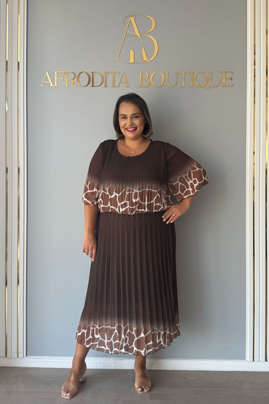 Rochie Ervin abstract