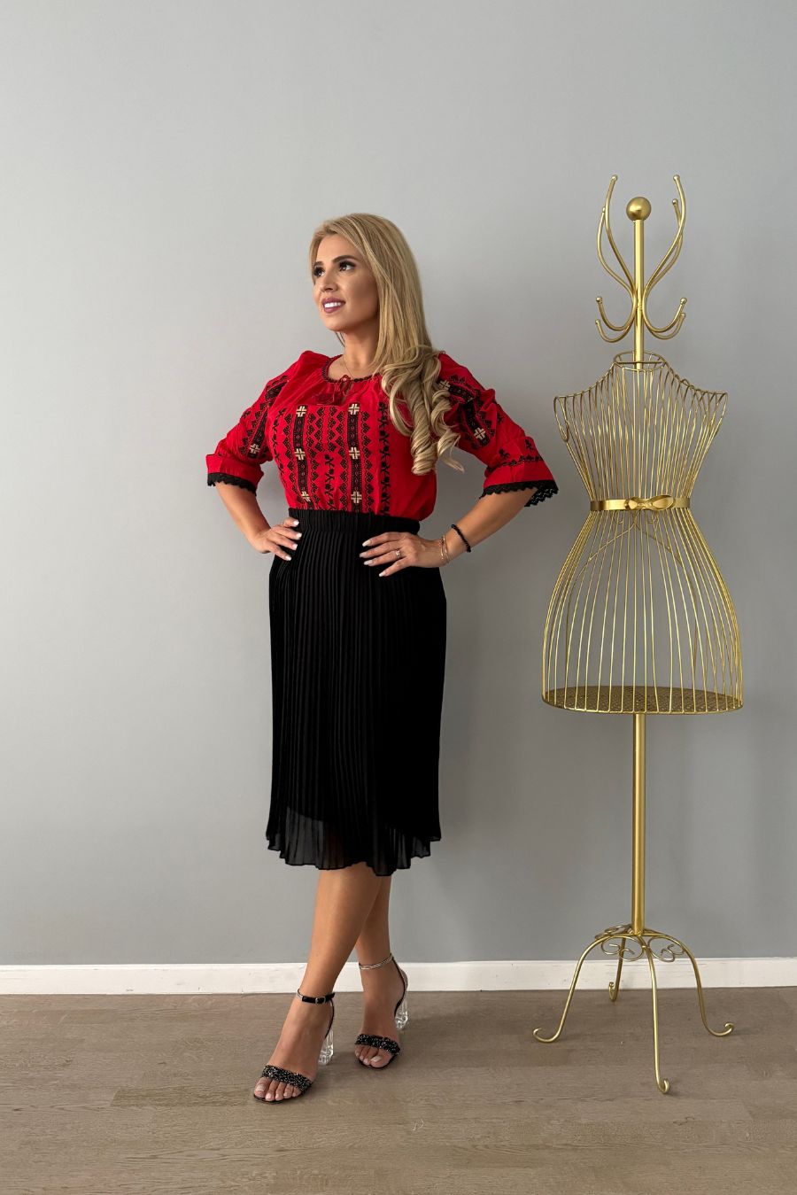 Bluza ie Mihaela