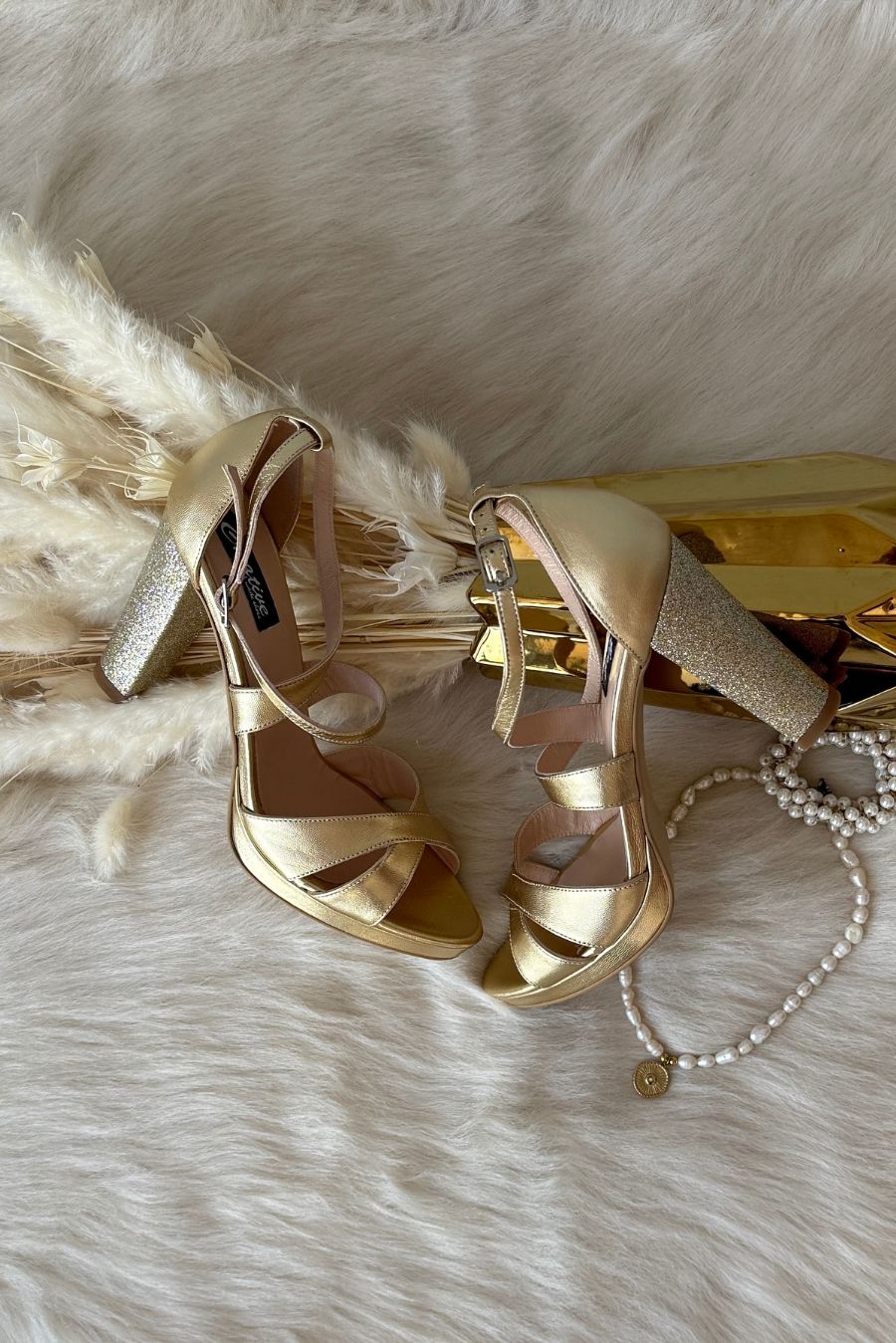 Sanda Golden