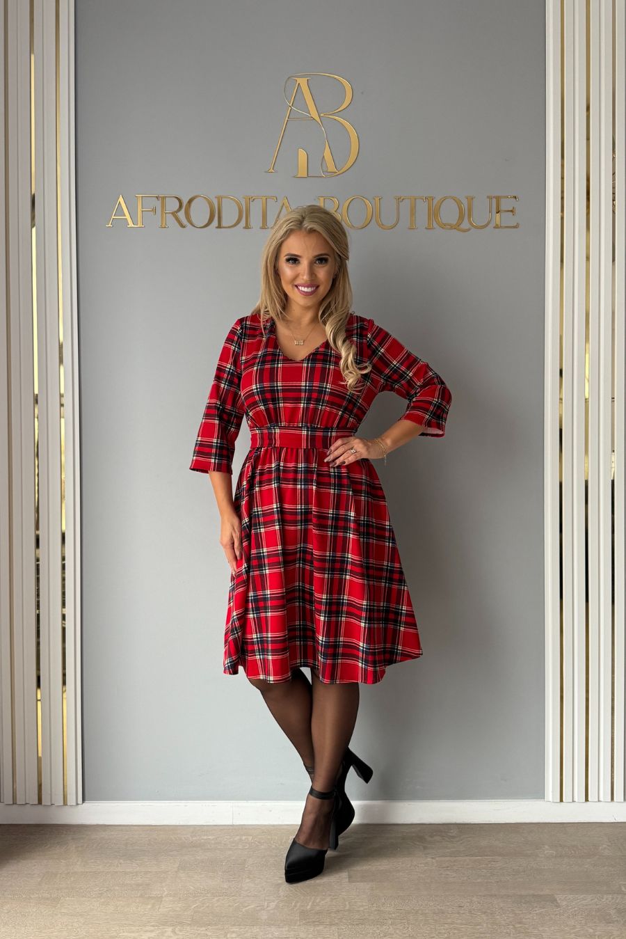 Rochie Samy carou