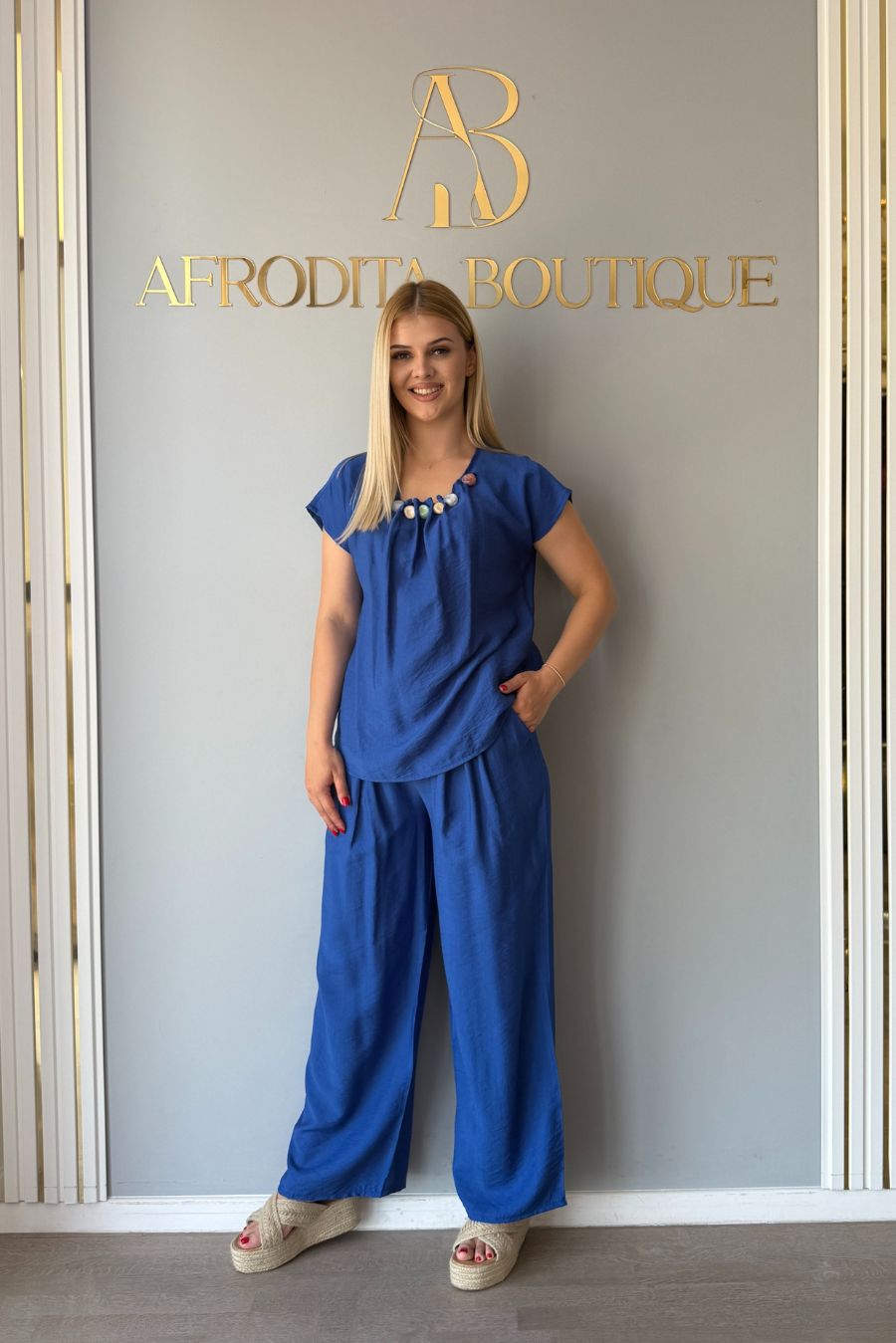 Set Claudia