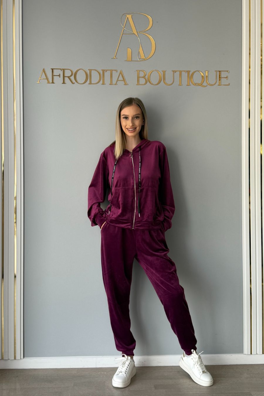 Set Ilona