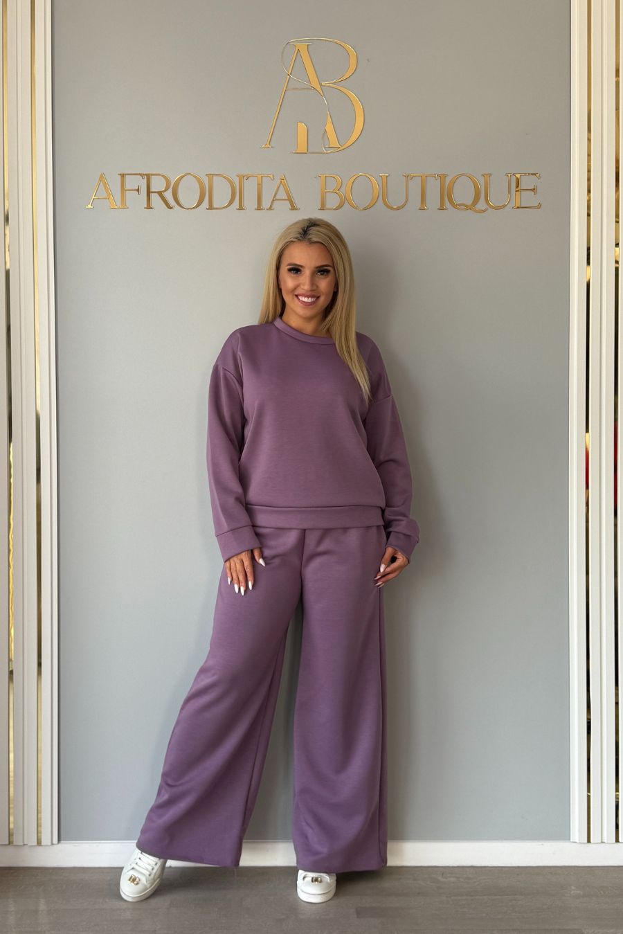 Set Nerina